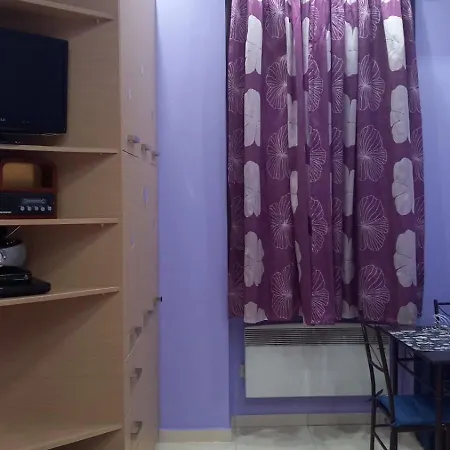 Small Nest דירה