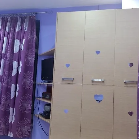 Small Nest Апартаменты *